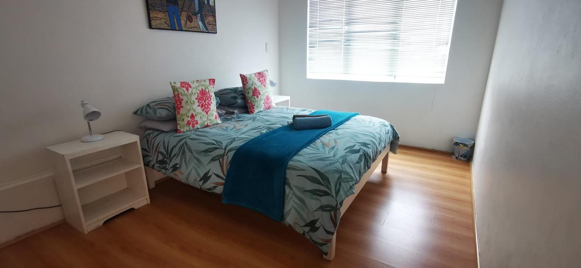 Hermanus Backpackers & Budget Accommodation Bagian luar foto